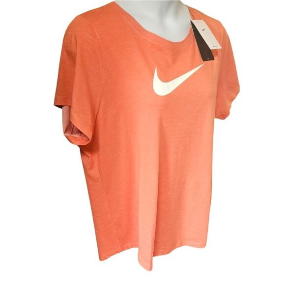 NIKE TRAINGING Plus Size Logo Print Short Sleeve Tee 1X With Dri-Fit - Picture 3 of 12